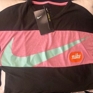 Short sleeve NIKE crop